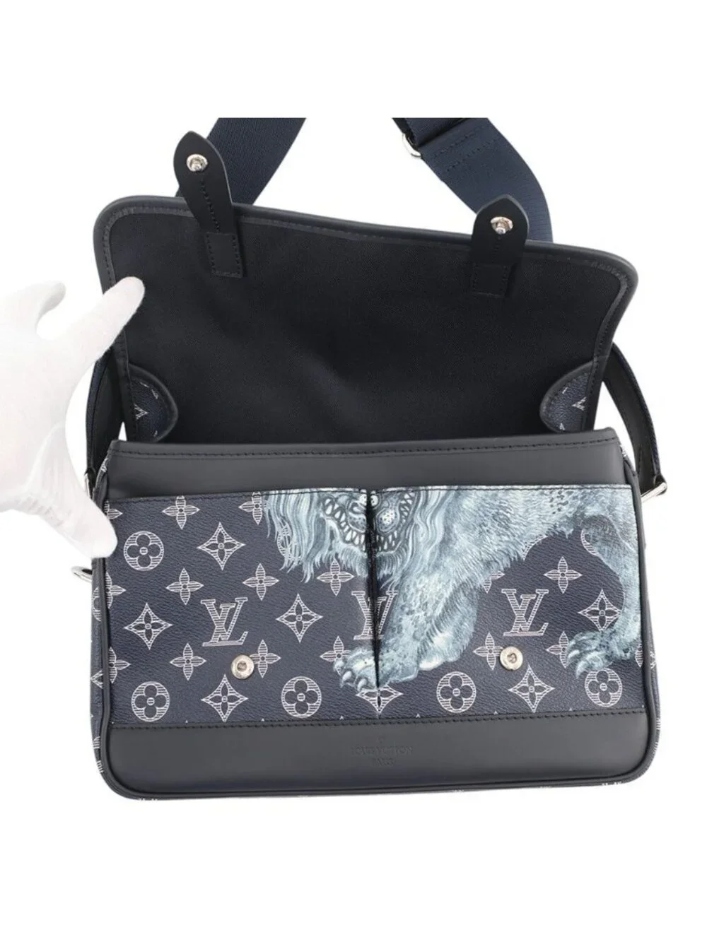 Louis Vuitton Shoulder Bag Monogram Savannah Chapman Brazza Messenger PM